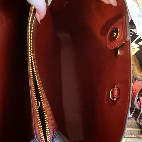 Michael Kors shoulder bag with matching wallet set - Picture 13 of 17